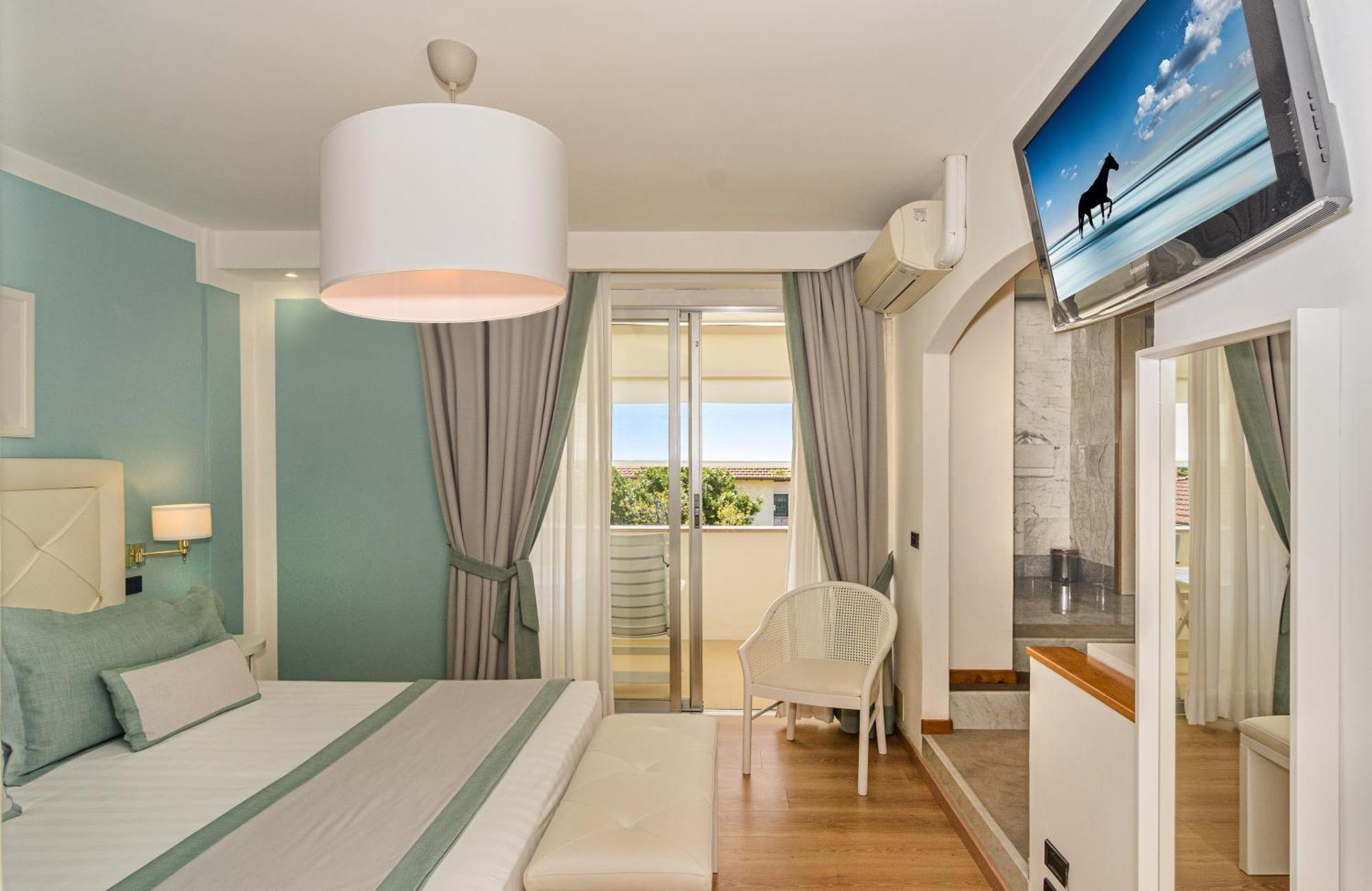 Raffaelli Park Hotel Forte dei Marmi Exterior photo