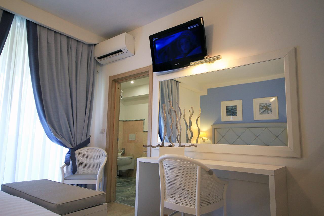 Raffaelli Park Hotel Forte dei Marmi Exterior photo